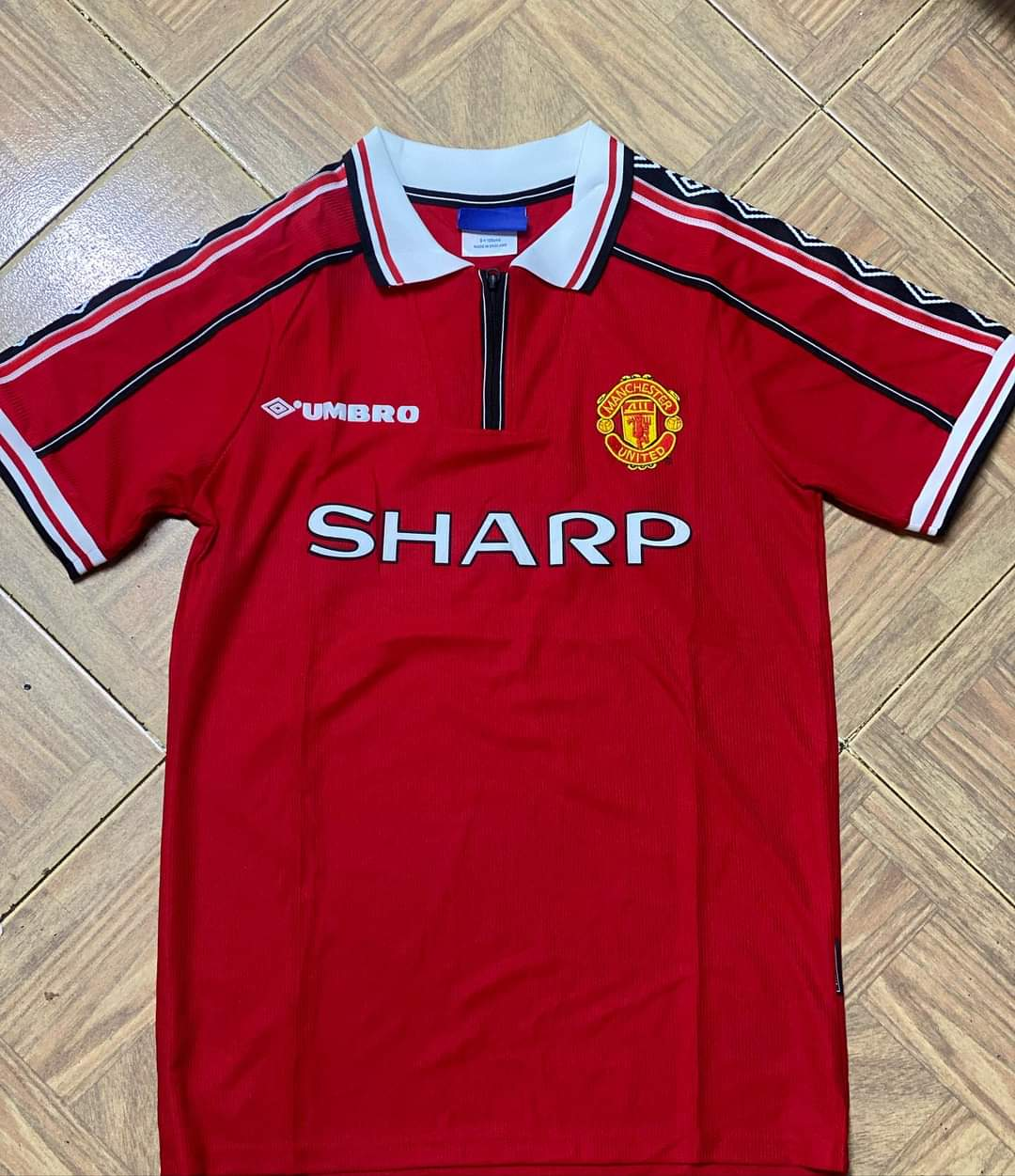 Vintage Manchester United Jersey - SHARP 98/99 Jersey Lounge Kenya